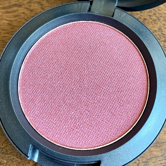 MAC Sexpectations Mega Metal Shadow - Picture 6 of 6